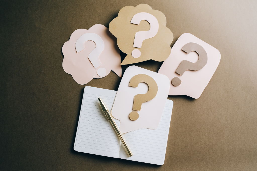 The Marvelous World of Custom Knowledge Bases: Empower Your Business Today - FAQ Hub!